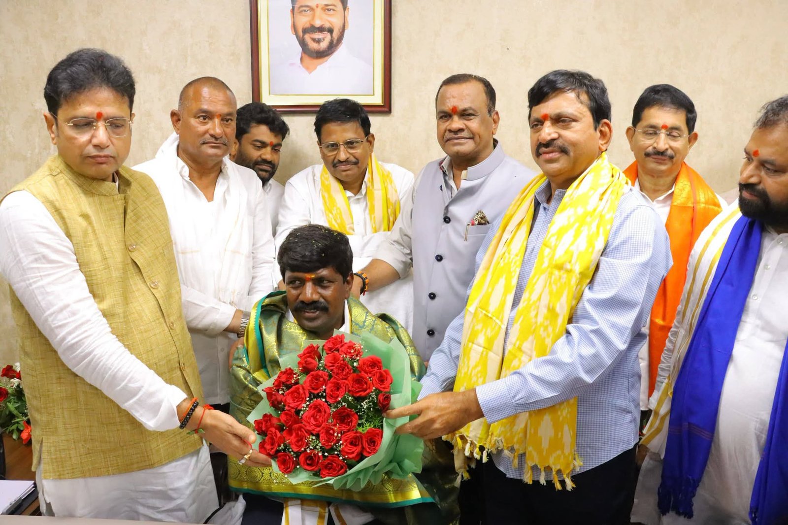అసెంబ్లీ ప్రాంగణంలో.... ఎమ్మెల్యే వీరేశం నూతన *"విప్ ఛాంబర్"* ప్రారంభం.  - పాల్గొన్న  మంత్రులు, ఎమ్మెల్యేలు, ప్రముఖులు.