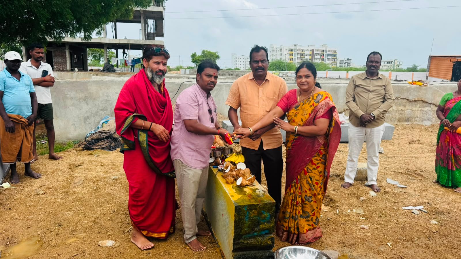 శ్రీవారాహీమాత" గర్భగుడి పనులకు ఘనంగా శ్రీకారం. పాల్గొన్న అర్బన్ ఎమ్మెల్యే ధన్ పాల్ సూర్య నారాయణ, ఆలయ చైర్మన్ మంచాల జ్ఞానేందర్. - Additional Image