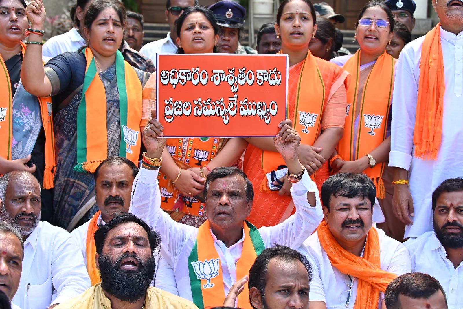అవినీతికి కేరాఫ్ ఇందూరు బల్దియా... కార్పొరేషన్. ..అర్బన్ ఎమ్మెల్యే ధన్ పాల్ సూర్య నారాయణ. - Additional Image